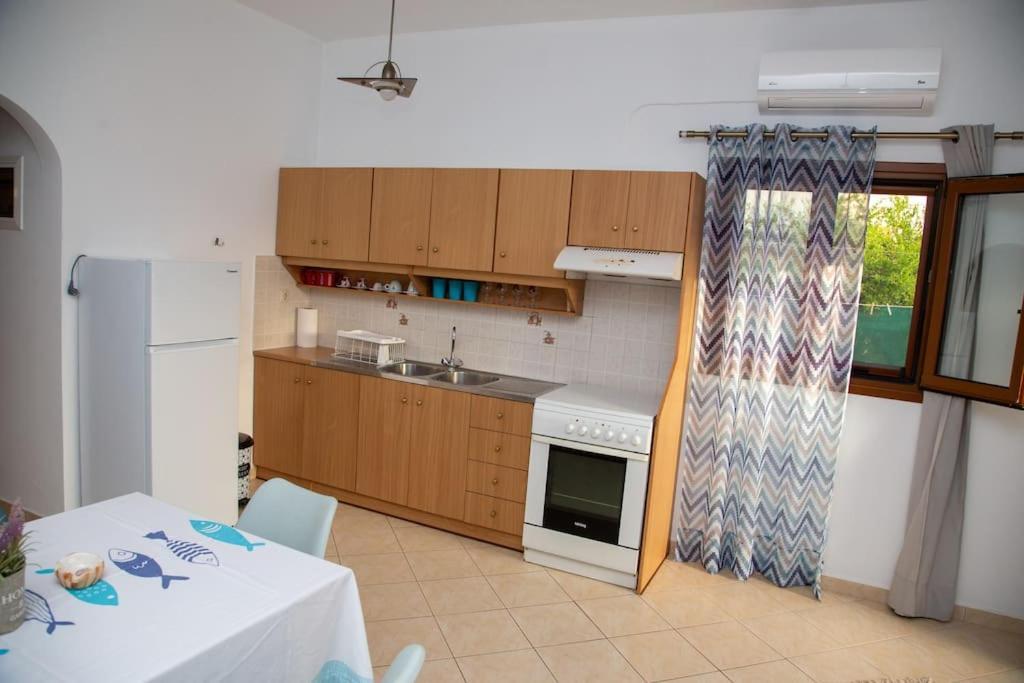 Εξοχη Και Θαλασσα Apartment มากรีเยียลอส ภายนอก รูปภาพ